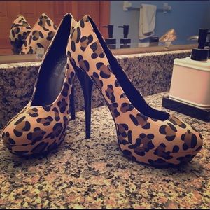Animal print platform heels